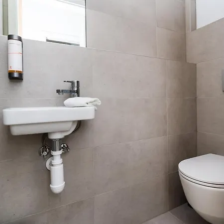 Castle Free Parking Братислава