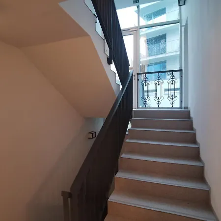 Castle Free Parking Lägenhetshotell Bratislava